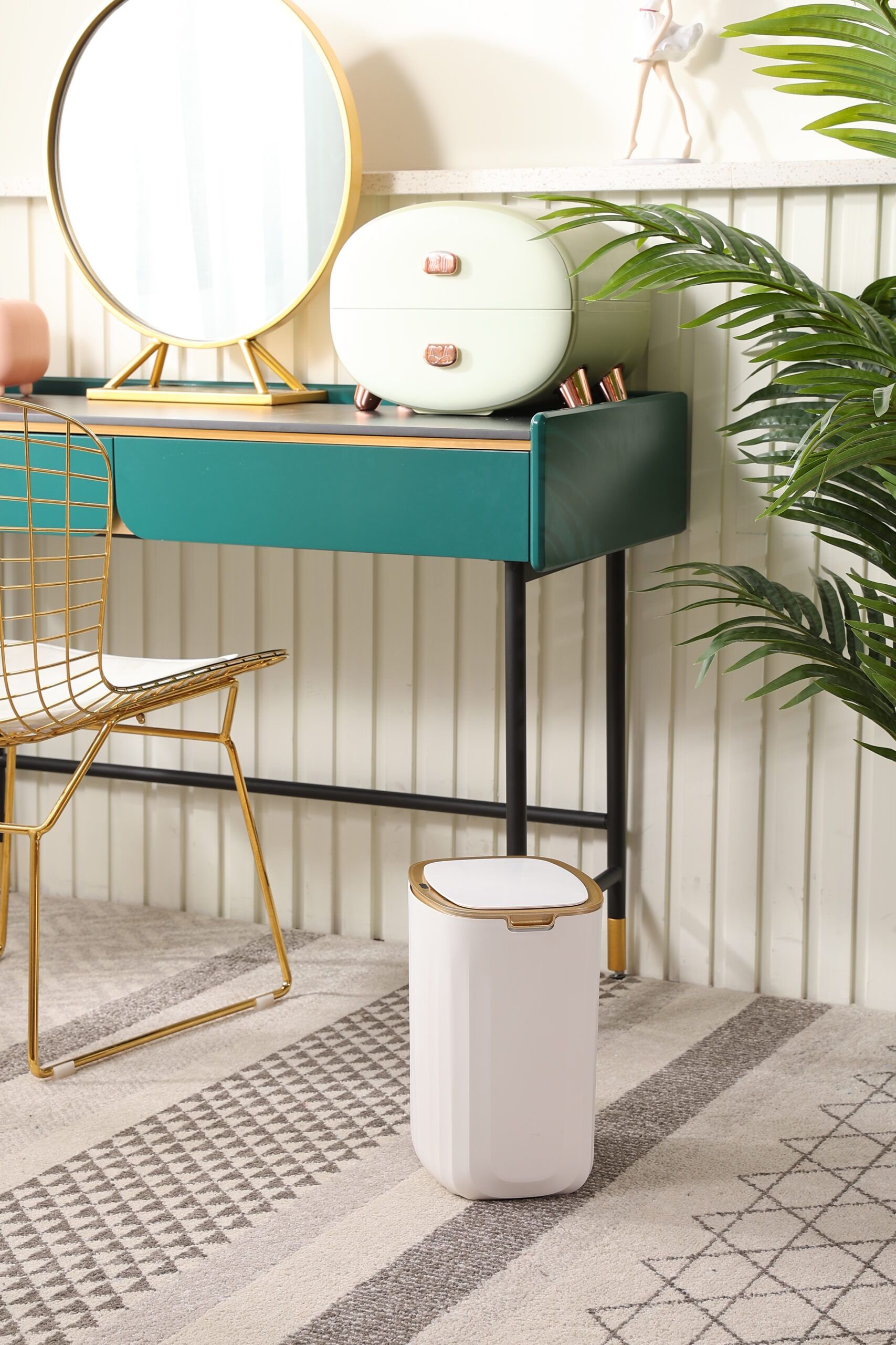 SvelteWave Sensor Can - Elpheco Home & Trash Cans